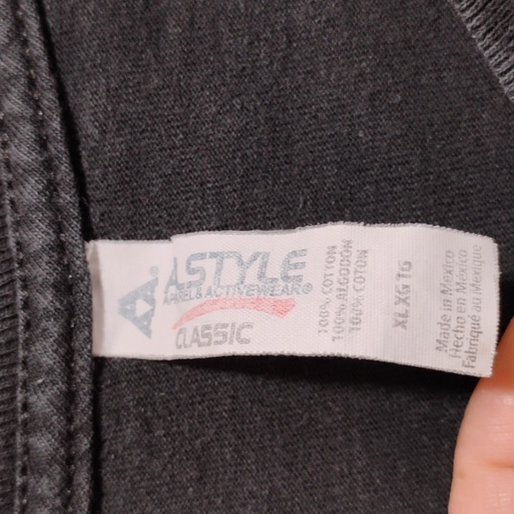 SALE! RARE!! LeBron James King James LA Lakers "It's Show Time" Shirt XL (X-60) - Picture 5 of 8